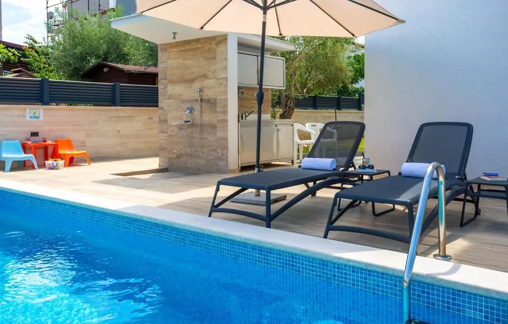 Apartment Estate 2 - Island Krk By Villas Guide Malinska