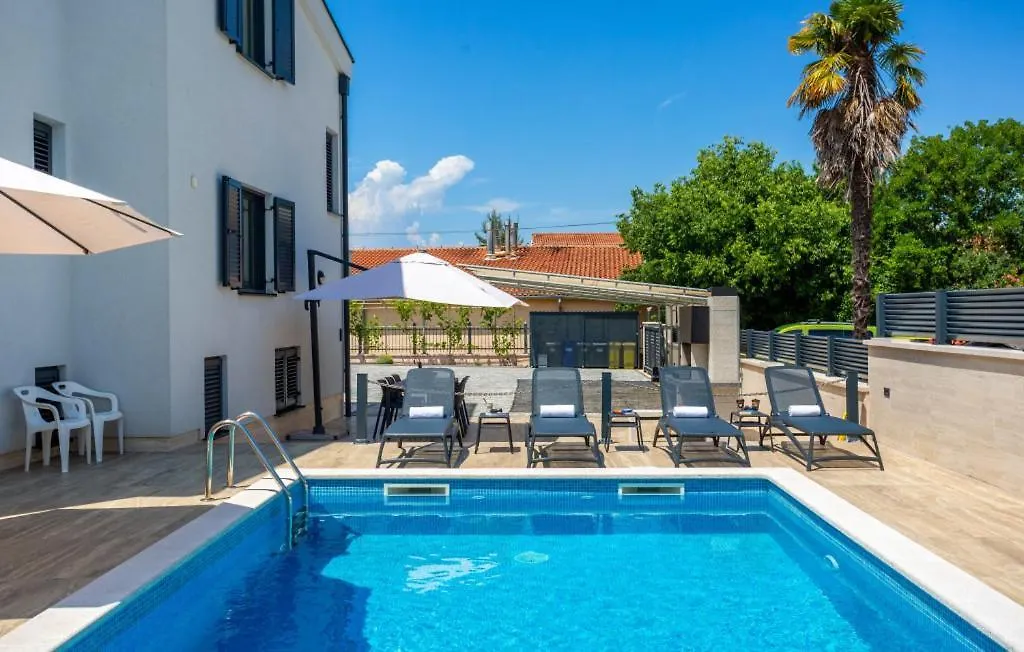 Apartment Estate 2 - Island Krk By Villas Guide Malinska 0*,  Croatia